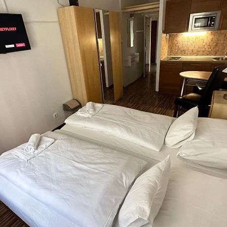 H1 Apartmanok Budapesta Exterior foto