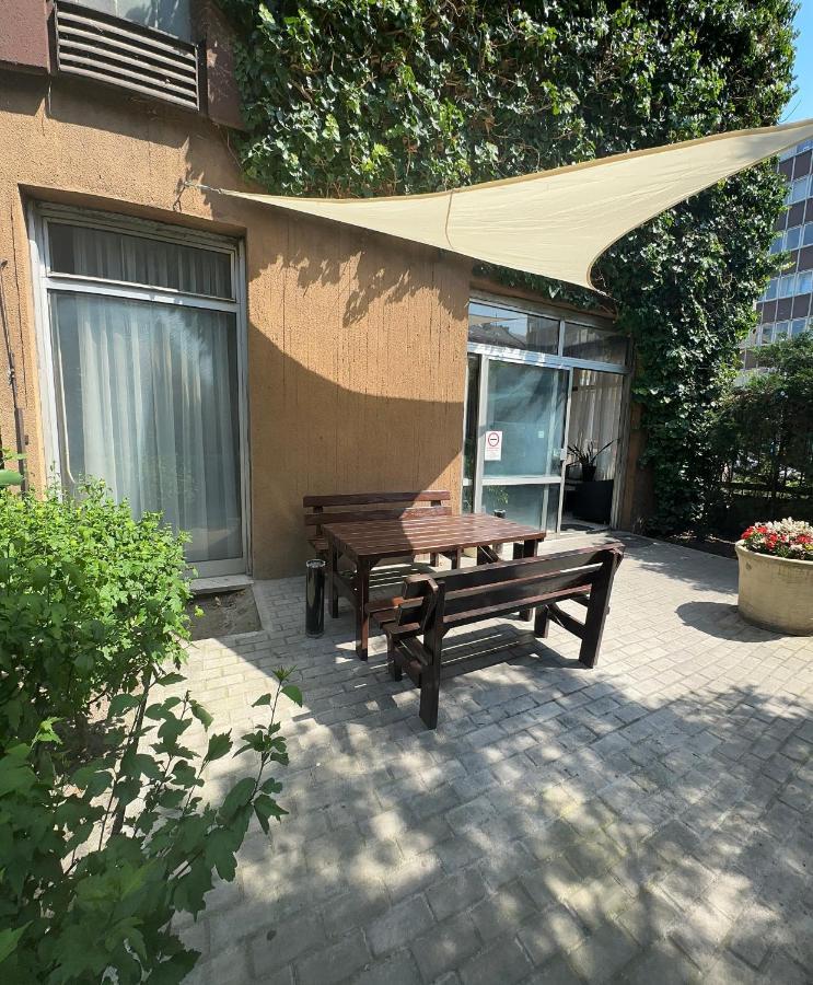 H1 Apartmanok Budapesta Exterior foto